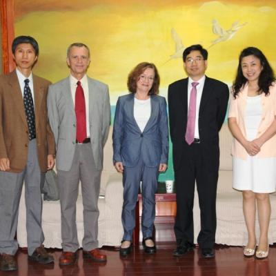 Un encuentro a nivel rectoral entre la Universidad de Barcelona y la Universidad de Medicina China de Beijing, Sep. de 2014